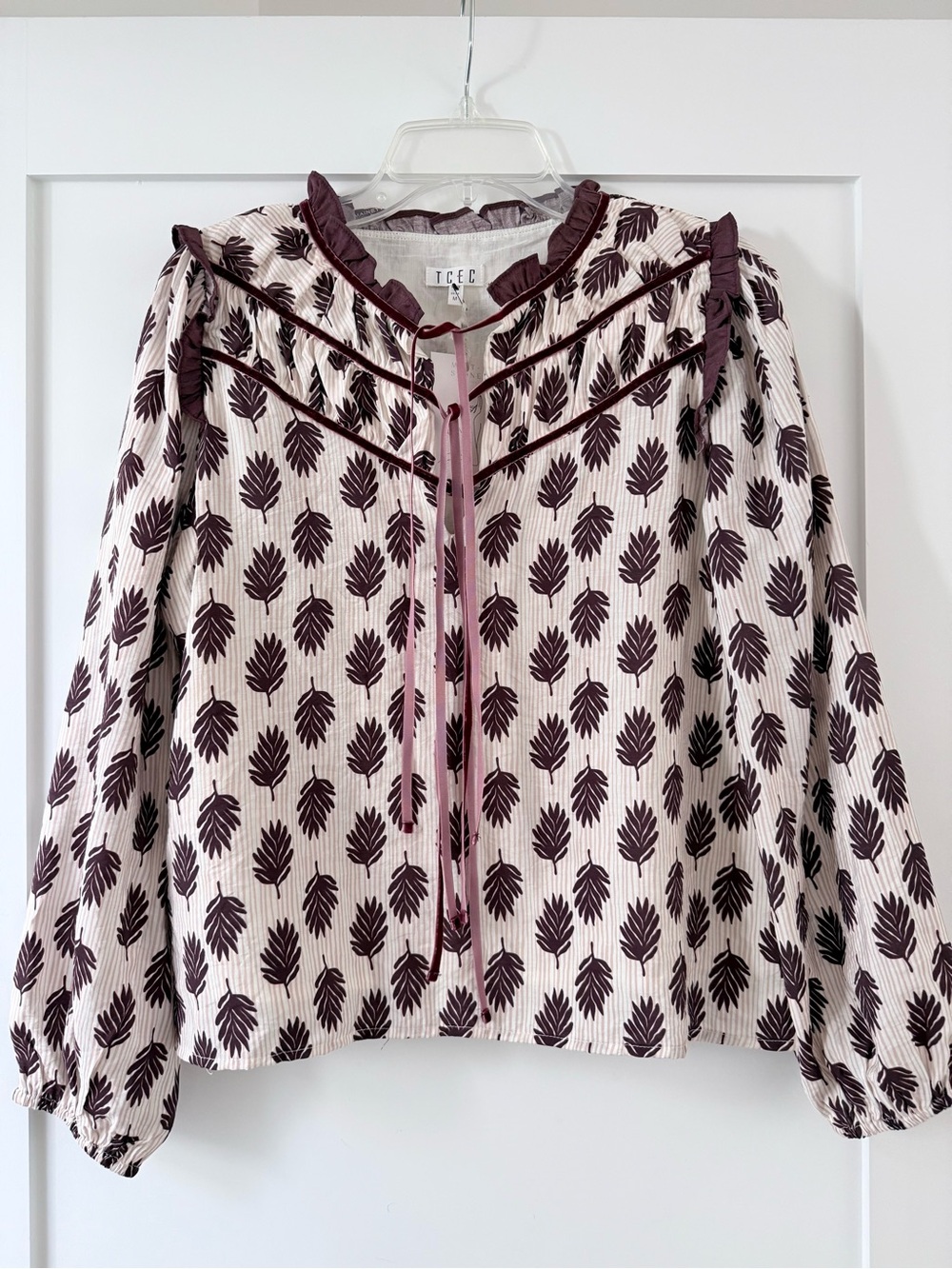NWT TCEC Velvet Ruffle Trimmed Long Sleeve Blouse Burgundy Red Off White Medium